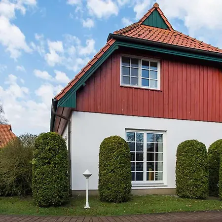 Am Wiesengrund Haushaelfte 14 Prerow