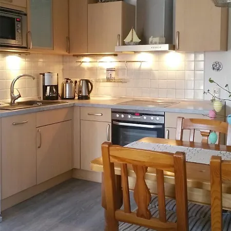 Am Wiesengrund Haushaelfte 14 *